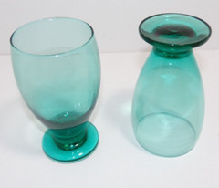 Vintage Libbey Juniper Teal Footed Glasses set of 2
