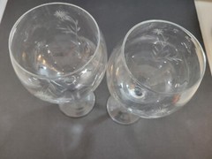 Set of 2 Tall Stemmed Red Wine Glasses Goblets Etched Floral Clear Blown Glass