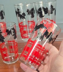 6 Vintage Federal Glass Scottie Dog Drinking Glass Tumblers Red Black w/Caddy