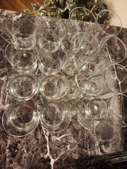 Set Of 16 Glasses Tulip Shaped (8 Tall 8 Short) Lightly Used Excellent Condition
