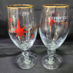 Pair of Stella Artois Chalices Limited Edition Xmas? Chalices Red/Gold Star