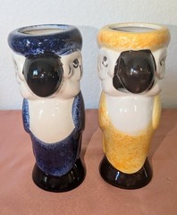 Vintage Pair Of Vibrant Yellow & Blue Parrot McCaw Ceramic Glassware Mugs Vases