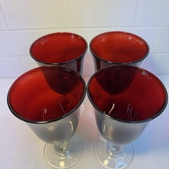 VINTAGE «KNIGHTS TALE» RUBY RED WINE GOBLETS 14 OZ /7.25″ TALL BY ARC~SET OF 4