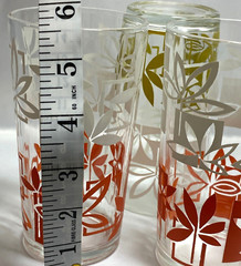 3 Vintage Drinking Glasses Tumblers Leaf 5 3/8″ Tall MCM Retro 12 Oz READ