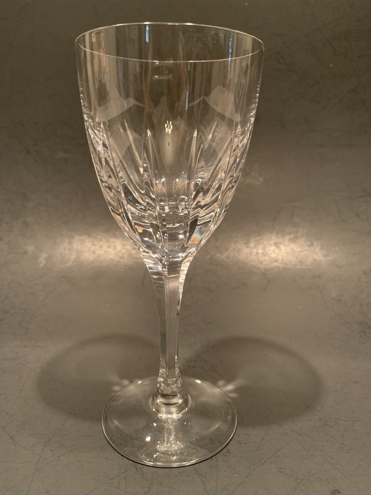 CASTELLO by Atlantis Clear Cut Wine Glass 6 3/4″