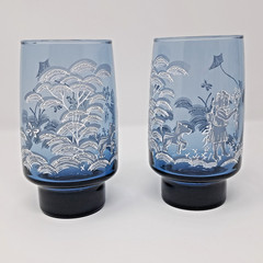 Libbey Mary Gregory Blue Glass Tumbler set of 2 14 fl oz girl dog boy w/ kite