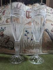 2 Oneida Southern Garden Crystal Champagne Flutes frosted floral rose band 8″