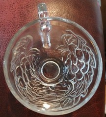 12 Gibson «Concord Harvest» Pressed Glass Punch / Snack Plate Cups