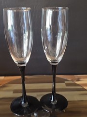 Set of 2 Black Stemmed Swirl Champagne Flutes Wine Glasses Optic