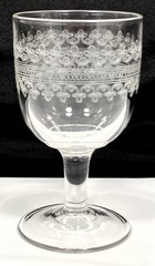 Vtg Fostoria Needle Etch Large Clover Leaf Shamrock Wine Glass 5 3/4″ Tall 9 oz.