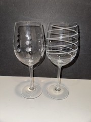 2 Mikasa Cheers Too 8 5/8” Crystal White Wine Glasses Spiral & Bubbles.