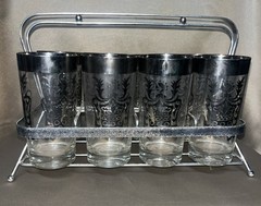 Mid Century Dorothy Thorpe Glasses Set of 6. Gorgeous scroll. Platinum silver
