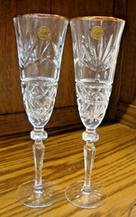 2) CRISTAL D’ARQUES FRANCE 24% Lead Crystal 9.75″ Long-Stem Gold Rim Glasses X19
