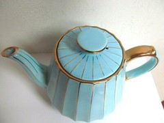 Sadler Mid Century Teapot Blue With Gold trim