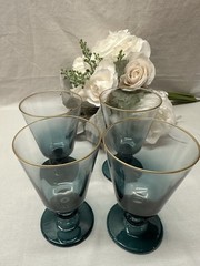 Gorgeous Vintage Set Of 4 Gold Rimmed Clear To Teal Goblet 8 Ounce 5” Tall