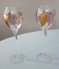 2 Romania 6 3/4″ Wine Glasses 3 1/2 oz Grapes Painted Etched Aperitif NEW LABELS