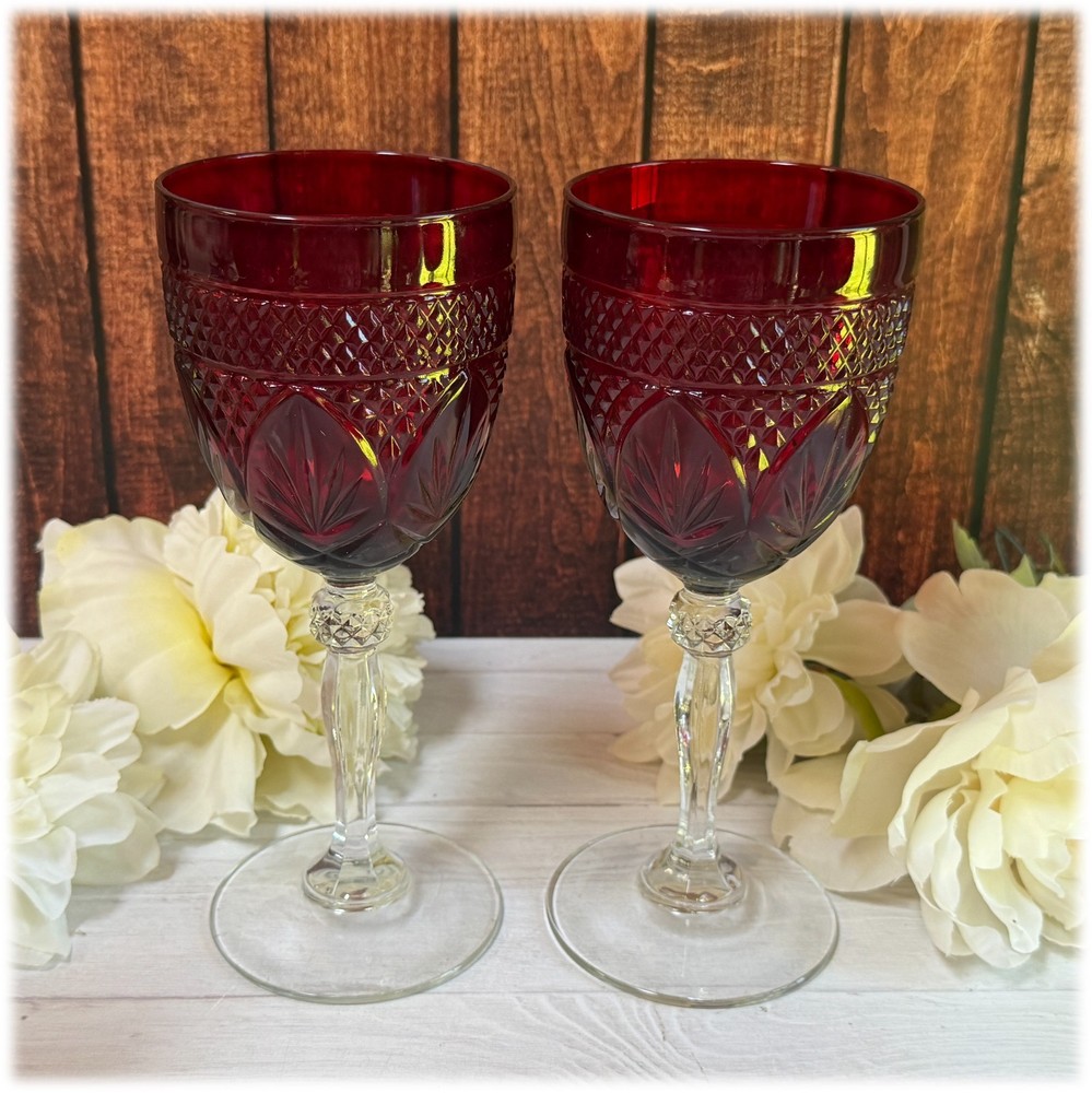 Cristal D’Arques Durand Antique Ruby Red Clear Pair of Goblets Glasses France