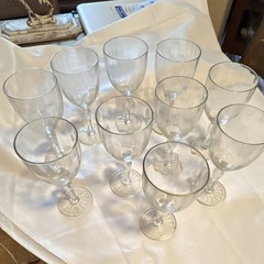 Set Vintage Wine Glasses w/Paneled Design & Ribbed Stem Decorative Btm