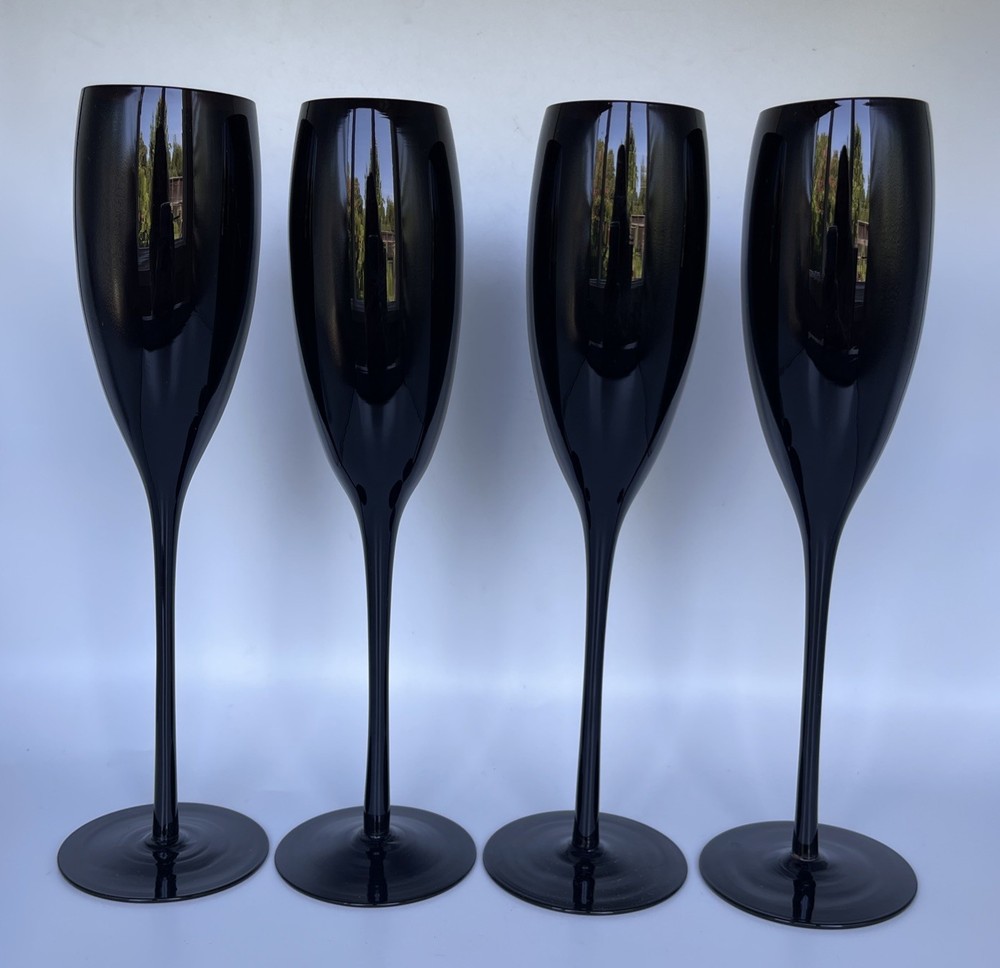 Vtg Mikasa Elite Black Fluted Champagne Flute 10 1/8” Blown Glass Set Of 4