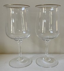 Set of 2 Lenox Crystal INTRIGUE (GOLD TRIM) Wine Goblets 6 1/4″