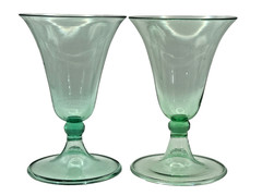 Set of 2 Mid Century Modern Green Cocktail Glasses Vintage Barware Kitchen Retro