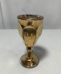EAPG c1912 Westmoreland Specialty Gold Stained Wine Goblet 1776 / COLONIAL