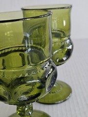 Set/2 Indiana Glass Co King’s Crown Thumbprint Olive Green 5 3/4″ Water Goblets