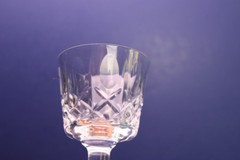 Clapperton’s Norfolk Cut Lead Crystal Olive Cross 9 Cordial Glasses 4 » x 2.3 «
