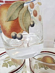 Corelle Coordinates Abundance Fruit Set of 5 Juice Glasses Corning 6/oz’s.