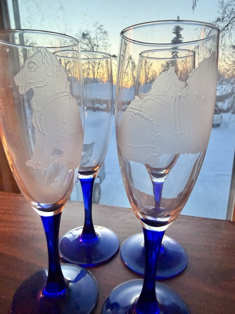 Vintage Cobalt and Clear Glass Etched «Dogs» Glassware Numbered Engraved 4set