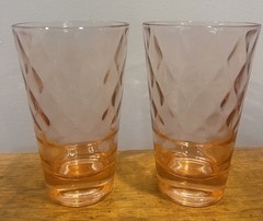 Two Jeanette Chantilly Pink Glass Tumblers Diamond Optic, Saturn Optic Base