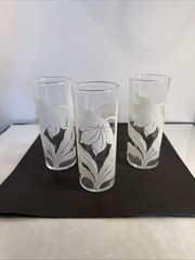 Pyrex Tropical Leaf Juice Glass Set Of3 Vtg MCM Granny Core