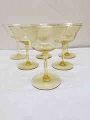 10 VTG YELLOW DEPRESSION GLASS SCALE PATTERN CHAMPAGNE COUPES GLASSES 5″