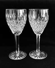 WATERFORD Crystal CASTLEMAINE Set Of 2 CLARET WINE GLASSES 7 1/8″ Tall