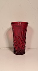 Red Shot Glass from Godinger Dublin Red crystal glass, starburst design