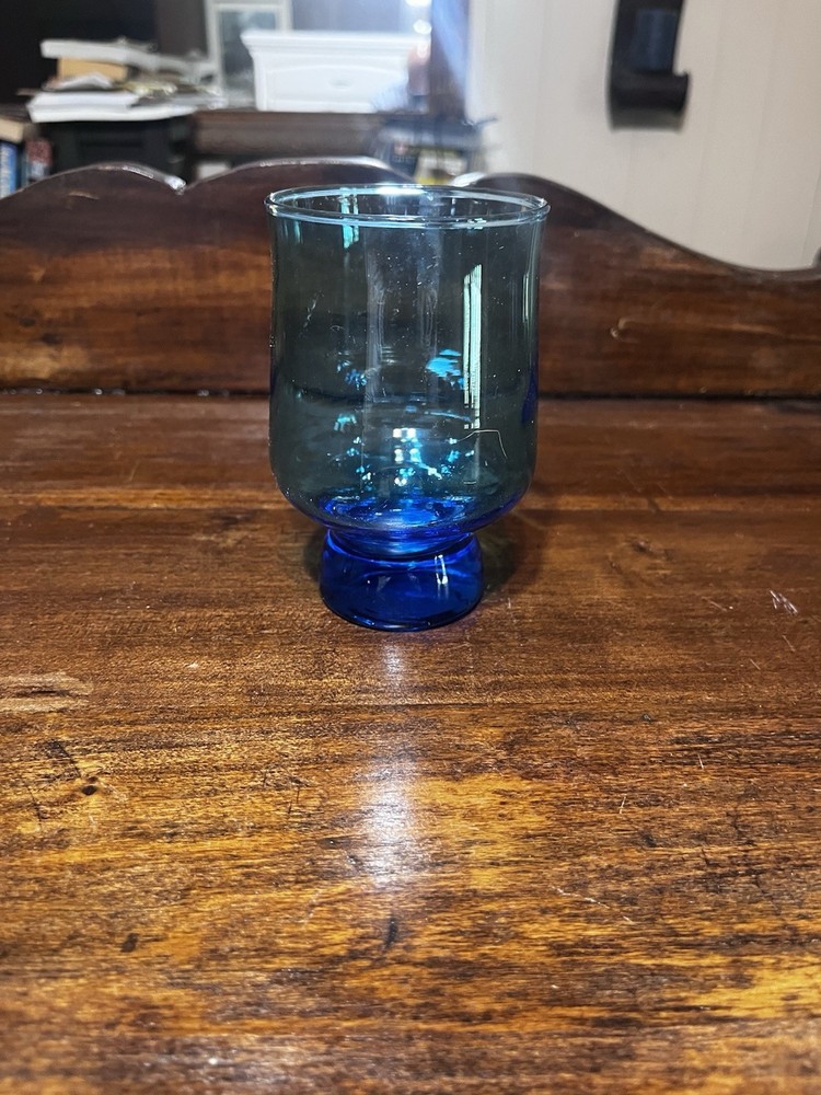 Blue Glass Footed Tumbler Glass, 5 oz, 4.25 in Tall, 3 in Dia, 1 Piece