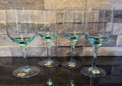 Vtg Sky Blue Wine Glass 6 1/4″ Tall Set of 4 International 24% Lead New