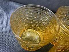 Set of 6 ~ Vintage «GOLDEN HONEY» Glass Tumblers (Rocks) ~ 3 1/4″ Tall