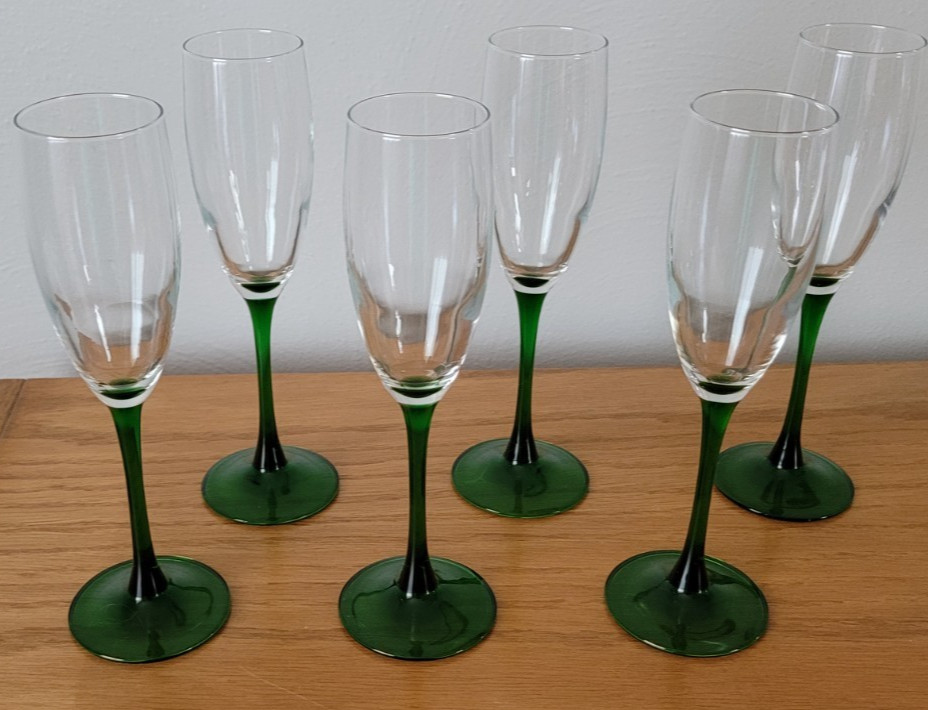 6 Vintage French Luminarc Champagne Flutes Emerald Green Stems 9in Tall