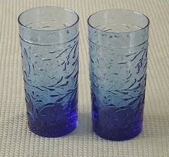 2 LIBBEY GARDEN VINE MEDITERRANEAN BLUE GLASS COOLERS ICED TEA TUMBLERS LEAVES