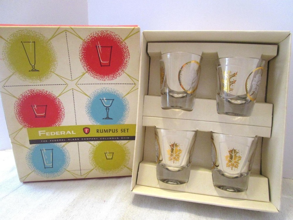 Vintage NOS Federal Fine Glassware Rumpus Set Gold Leaf Pattern