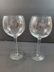 Set of 2 Tall Stemmed Red Wine Glasses Goblets Etched Floral Clear Blown Glass