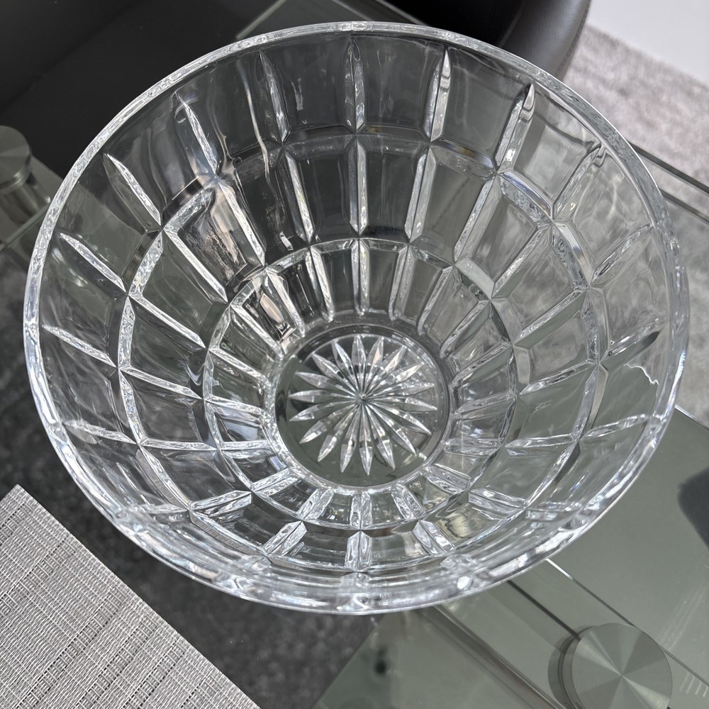 Crystal Glass Serving Bowl Decorative Fruit Salad Textured Ribbed Design 5″ Tall