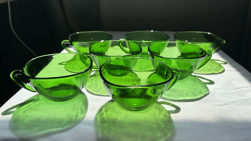 Vereco France Green Glass Cups Set Seven-Piece Round Glossy Printed Backstamp