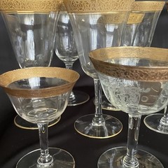 Tiffin-Franciscan clear optic crystal with a gold-encrusted band rim. Set