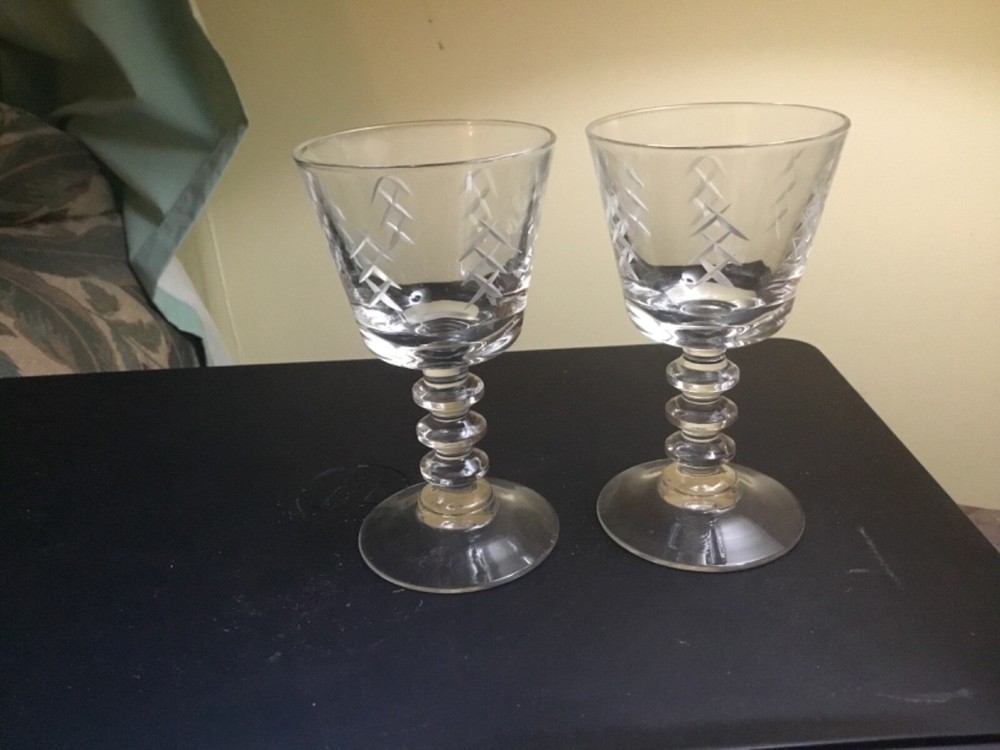 2 JAVIT CRYSTAL Cocktail Wine STEMS CROSS CUT PICKET WAFER STEM Pattern
