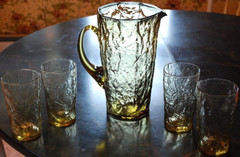 Vtg Set MORGANTOWN TOPAZ CRINKLE GLASS 4 Flat Tumblers & 1 Large 60 oz Pitcher