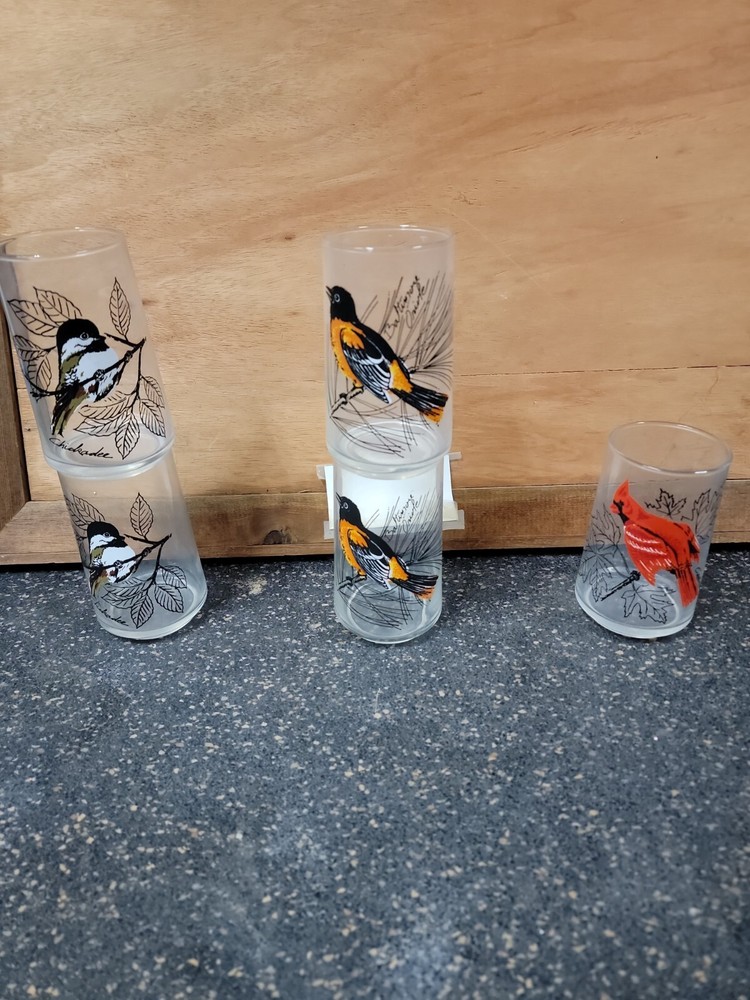 Vintage Anchor Hocking Song Birds Chickadee Drinking Glass Tumbler 5″