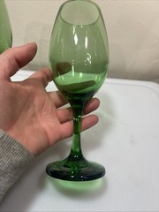Emerald Green 8.25″ Wine Glasses X 2 Excellent Condition