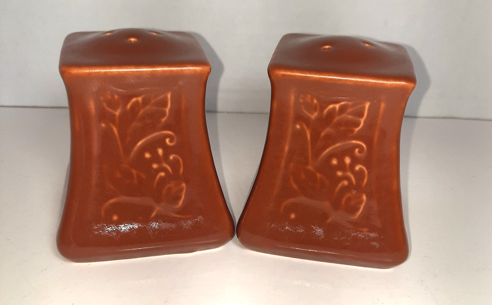 Pfaltzgraff Mission Flower Salt & Pepper Shakers, Reddish/Brown, Made in USA